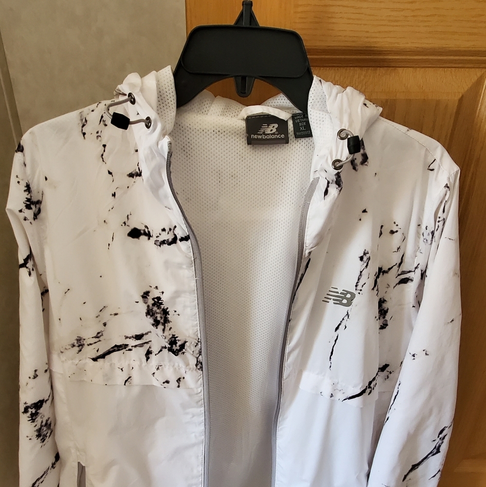 Womans Active wear wind breaker jacket